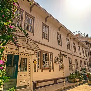Отель Avicenna Sultanahmet, Стамбул