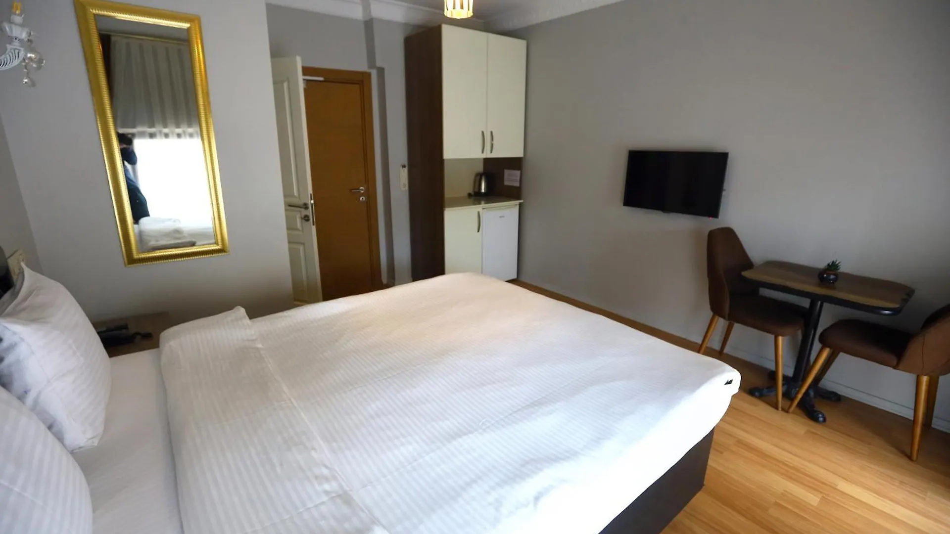 Zendy Suite Hotel Istanbul 2*,
